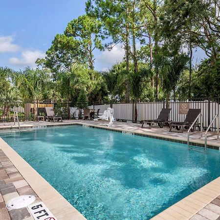 Comfort Suites Daytona Beach-Speedway Екстер'єр фото