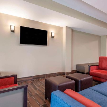 Comfort Suites Daytona Beach-Speedway Екстер'єр фото