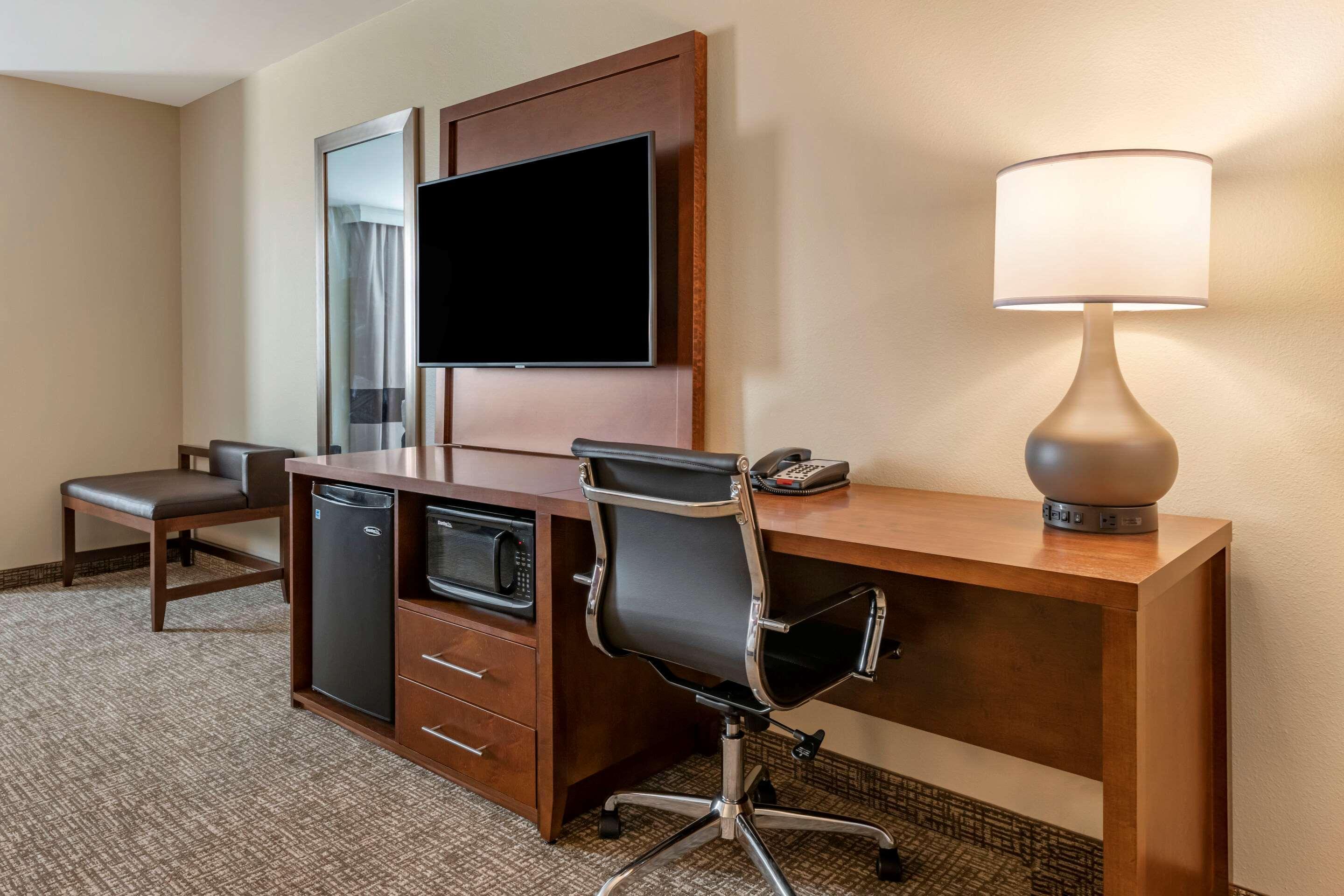 Comfort Suites Daytona Beach-Speedway Екстер'єр фото