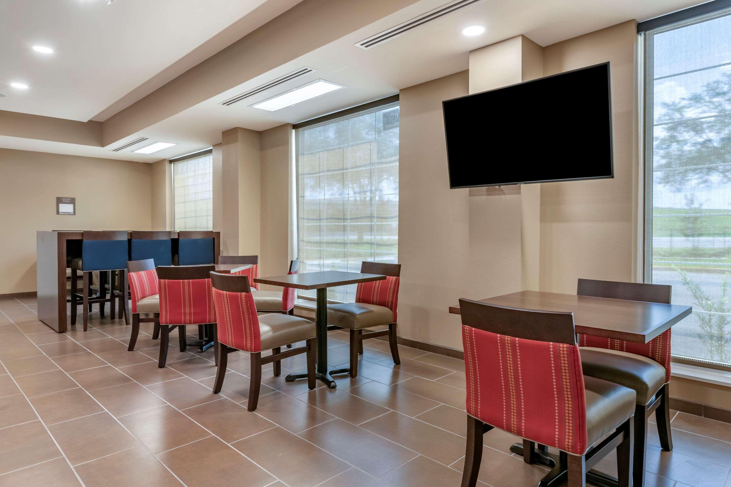 Comfort Suites Daytona Beach-Speedway Екстер'єр фото