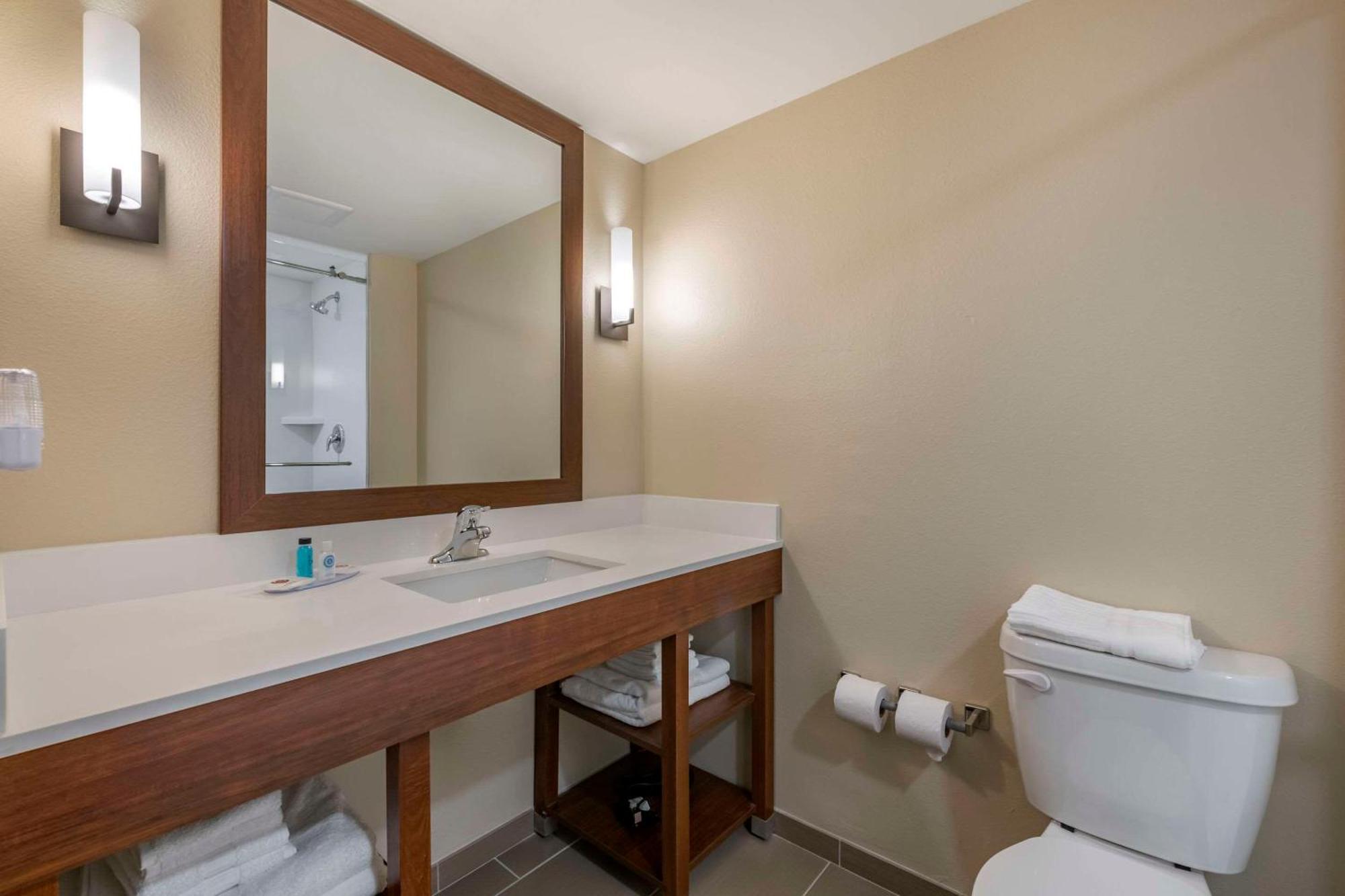 Comfort Suites Daytona Beach-Speedway Екстер'єр фото
